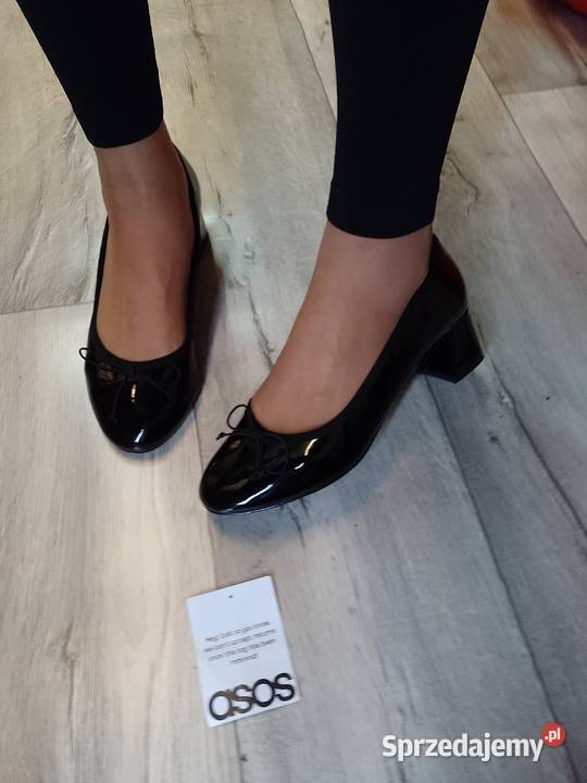 40 ASOS Design Czarne czółenka z Londynu na małopolskie sprzedam
