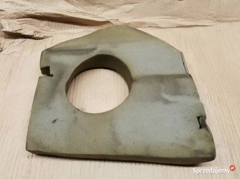 Wygłuszenie tunelu środkowego skrzyni biegów BMW