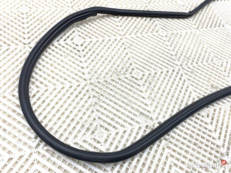 USZCZELKA DRZWI PRZÓD PRAWA LEXUS NX SUV