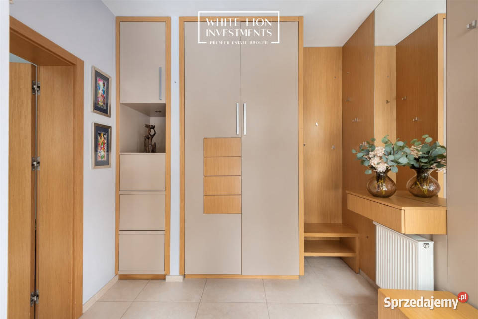 Dom Komorów Północna 320m2