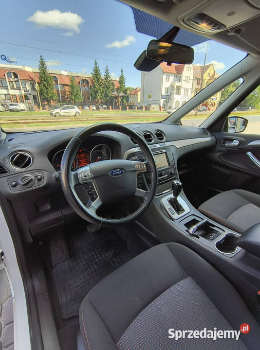 Ford Galaxy GWARprzebiegu ALUx2NAVIHAKgrzane światła przeciwmgielne sprzedam