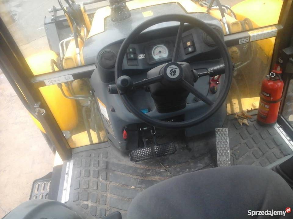 koparka nev holland b115c Rok produkcji 2014 wielkopolskie Książ Wielkopolski sprzedam