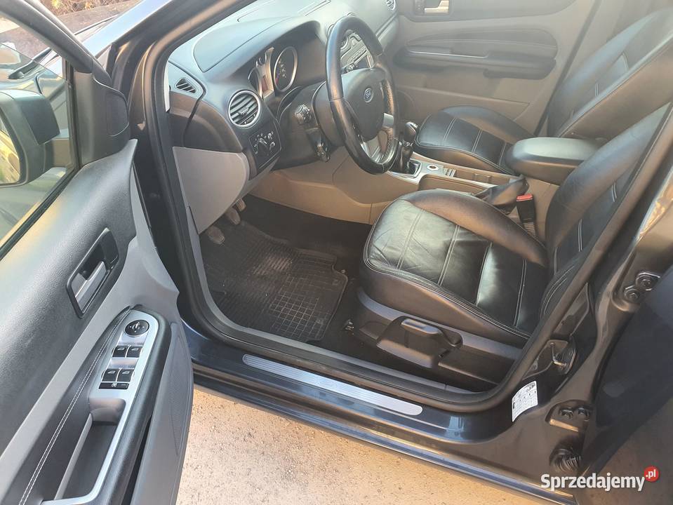 FORD FOCUS 18 BENZYNA SUPER STAN Motoryzacja Łęg Tarnowski