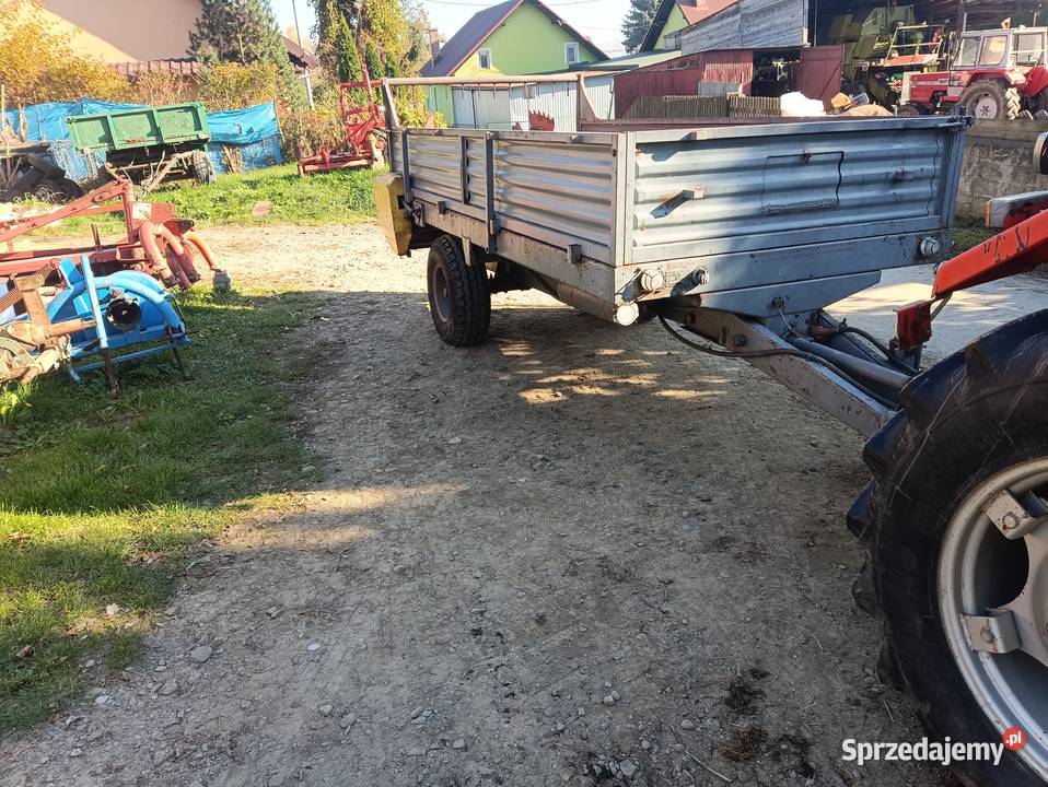 Rozrzutnik obornika brzeg 1 osiowy Gdów