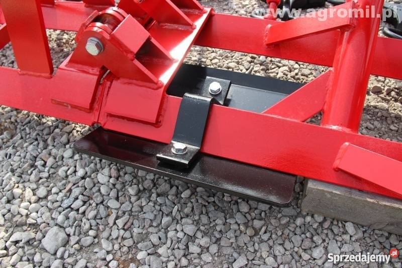 Włóki łąkowopolowe włóka łakowo polowa brona Rogóźno