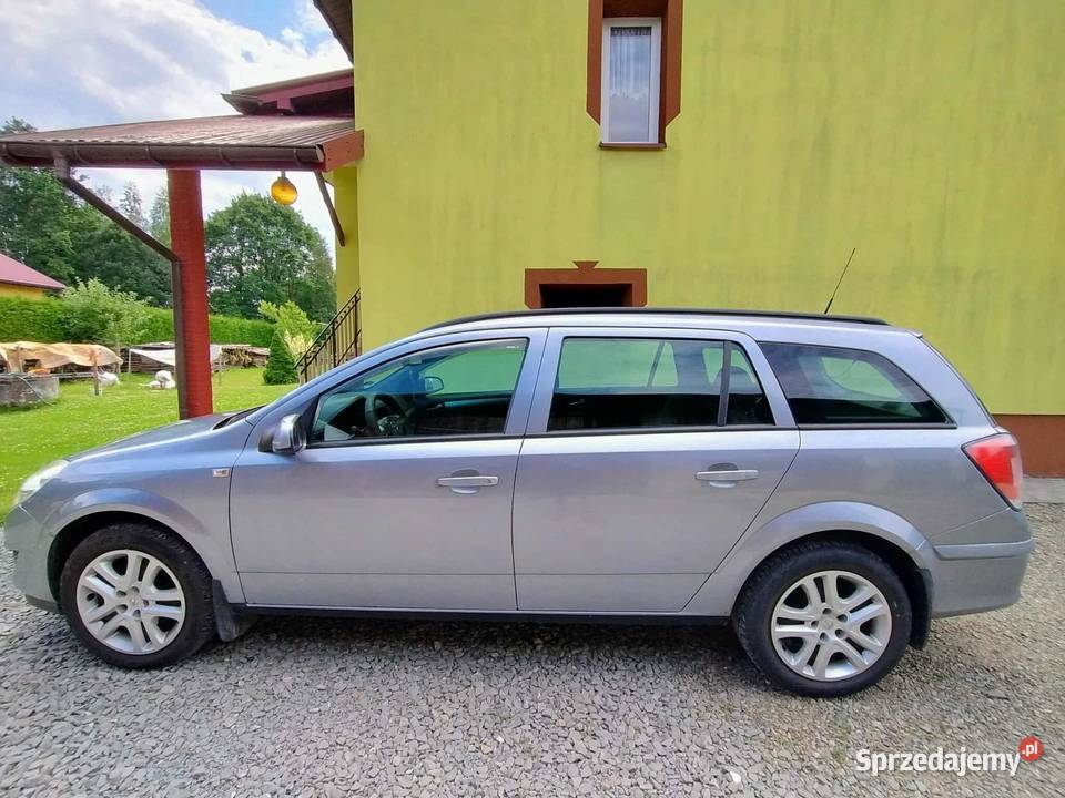 SPRZEDAM Opla Astra H kombi remoncie silnika Łęki Strzyżowskie