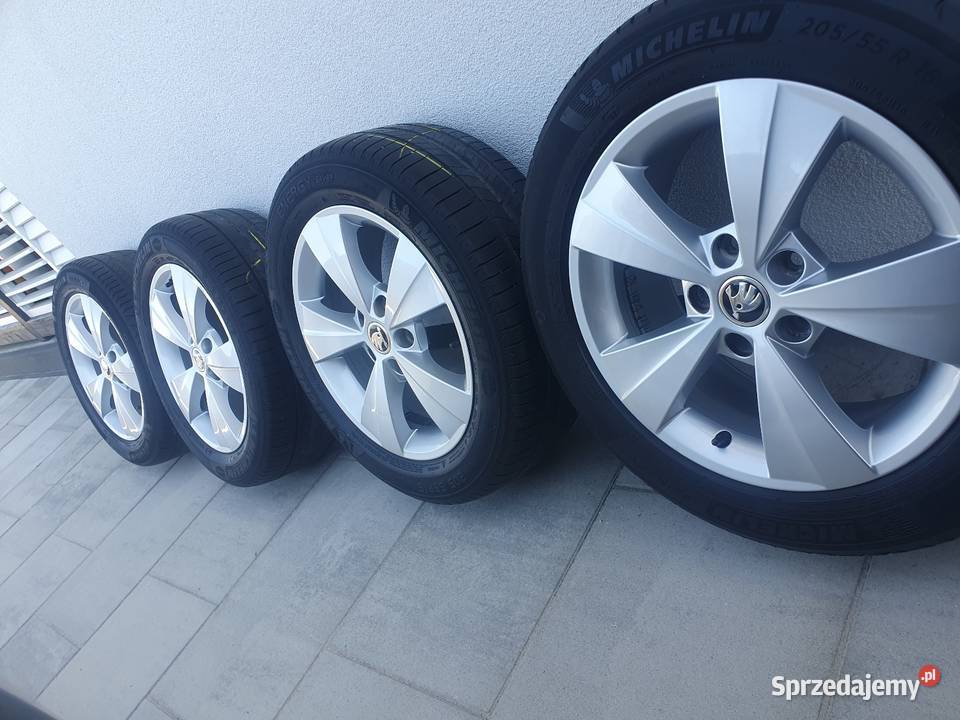 Felgi skoda 5x112 aluminiowe z oponami 2055516 dolnośląskie Oleśnica sprzedam