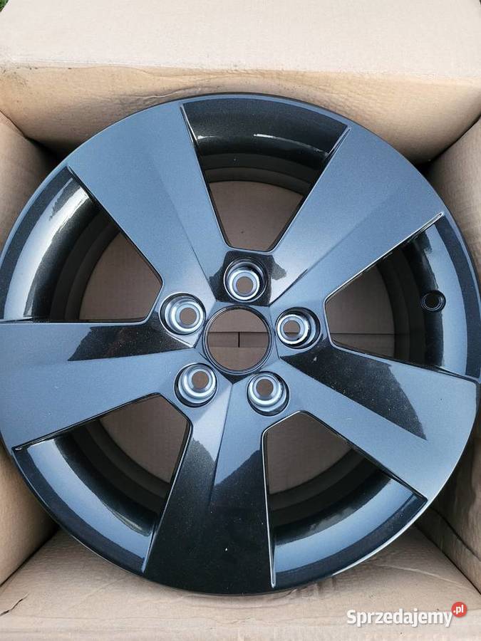 Oryginalna felga Skoda 6x15 ET38 5x100 Średnica 15" Podgórze