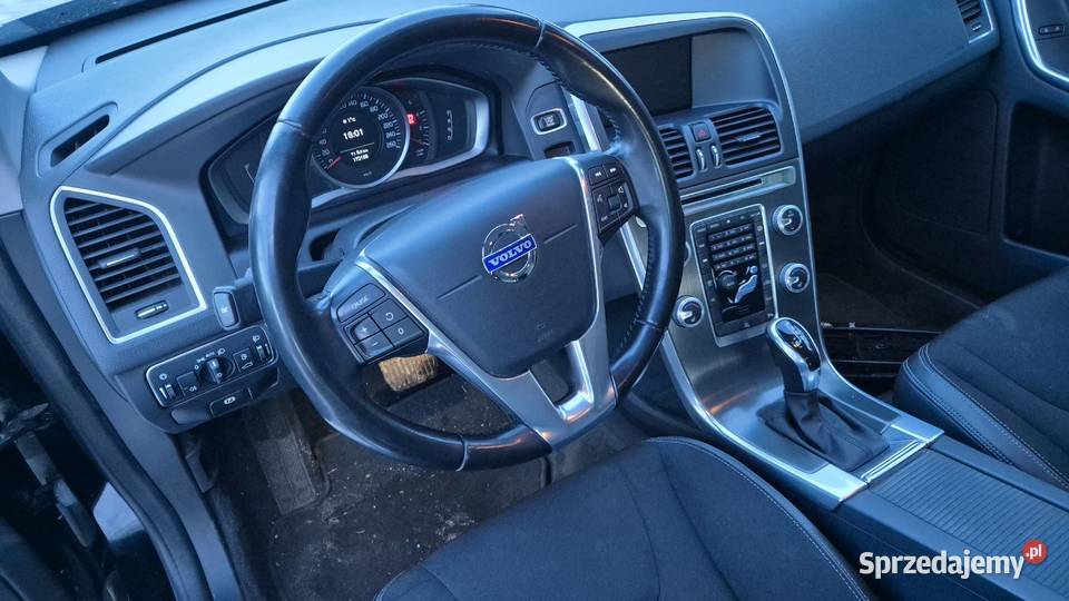 VOLVO XC60 20 181 ZAREJESTROWANY SERWISIE Rzeszów