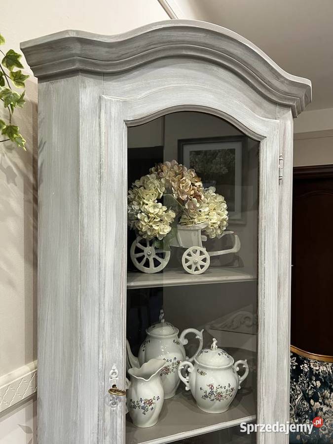 Narożna witryna szara shabby Żary