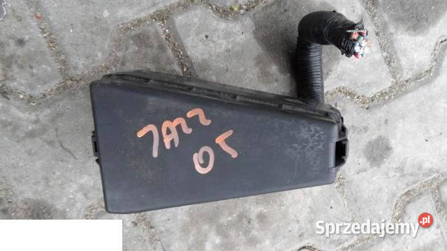 HONDA JAZZ 2004 14 iDSI PUSZKA BEZPIECZNIKÓW Kozubszczyzna