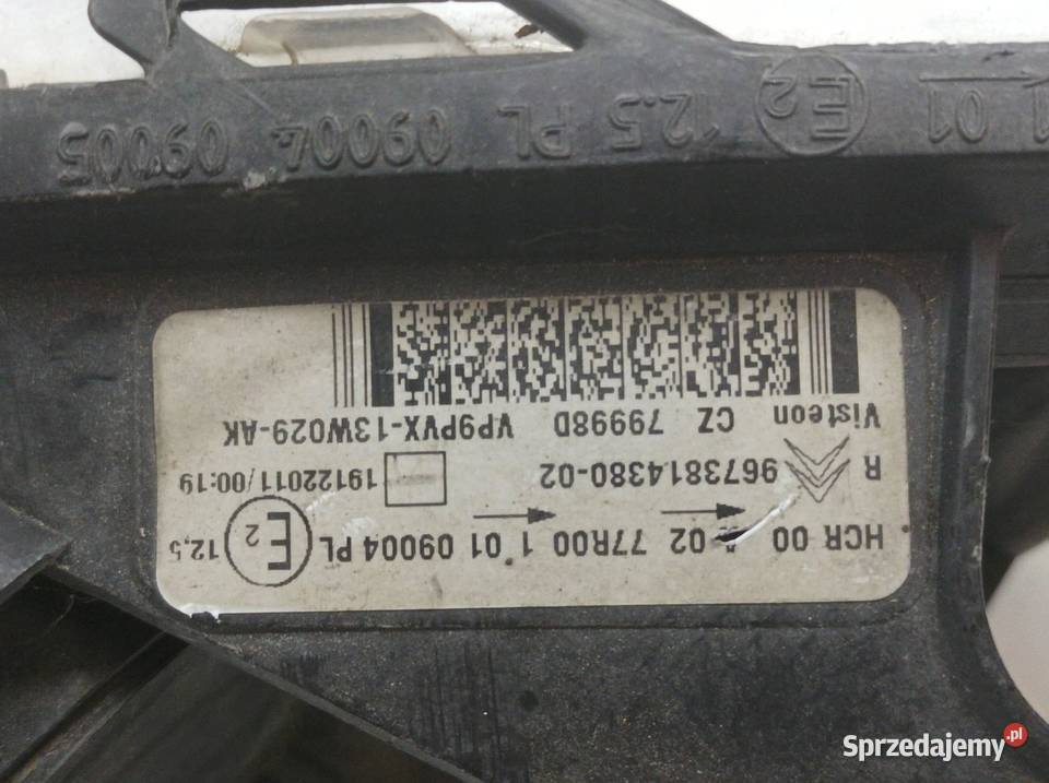 LAMPA PRZÓD PRAWA EU 9673814380 Citroen C3 II Lampy przednie sprzedam