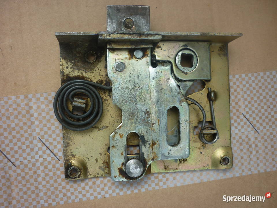 Stary zamek do samochodu Dębica sprzedam