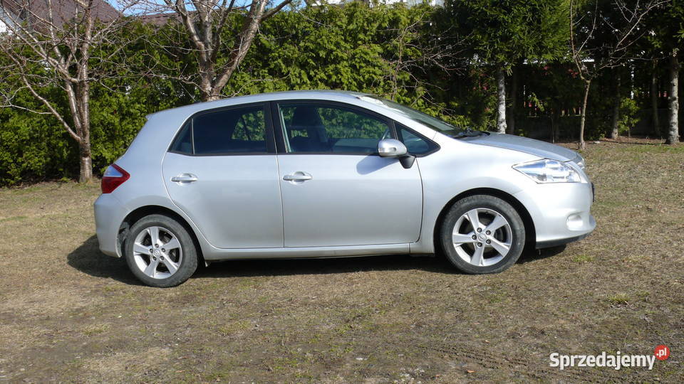 Toyota Auris 133 benzyna LIFT 2012r Sprowadzony Sokółka