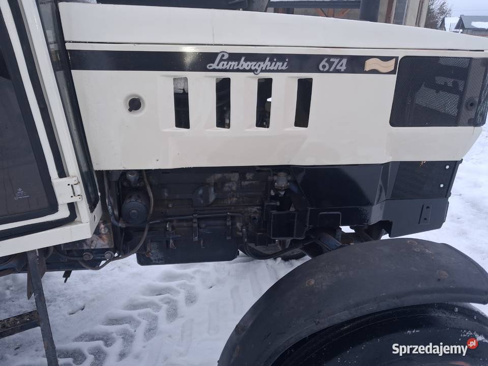 Traktor Lamborghini 674 Lamborghini Buśno