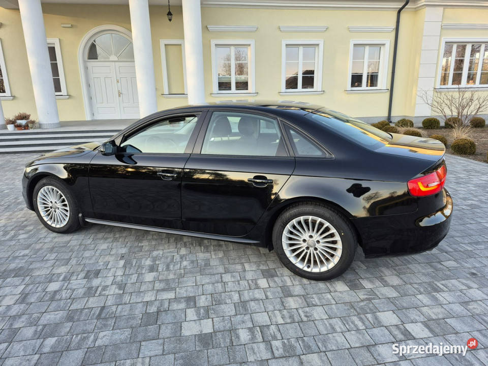 Audi A4 xenon led navi chromy ładny sedan B8 isofix Drelów