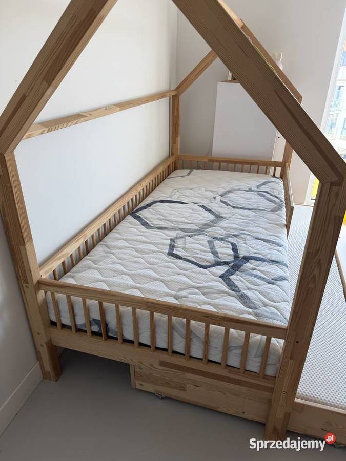 Drewniane łóżko domek Poznań