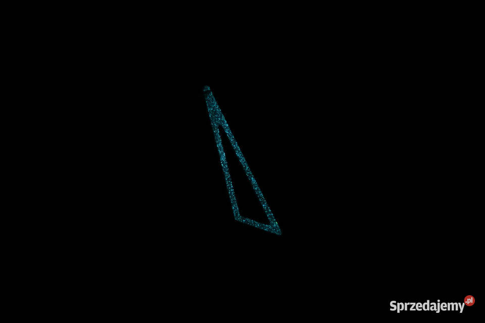 Turkusowy trójkątny wisiorek świecący w Warszawa