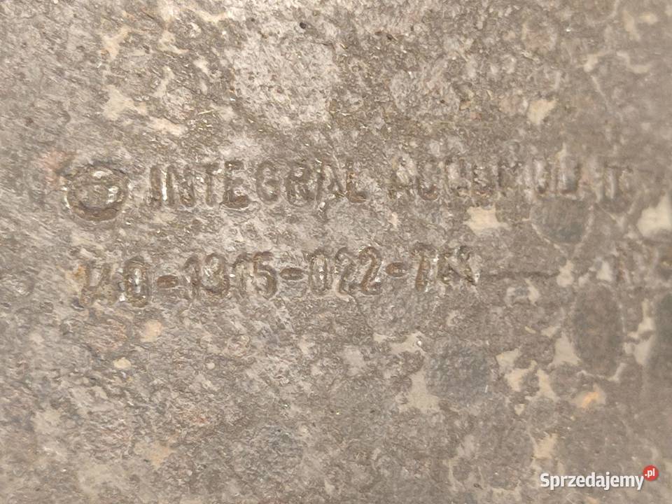 Rozdzielacz hydrauliczny sterowania amortyzacji Wilkowo