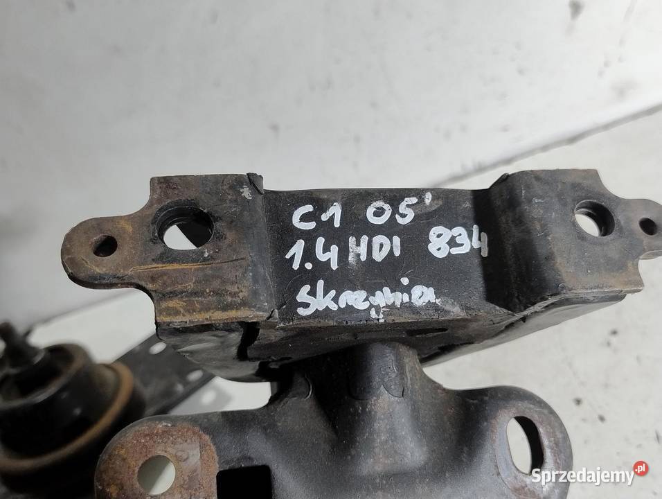ŁAPA PODUSZKA SKRZYNI CITROEN C1 I 14 HDI