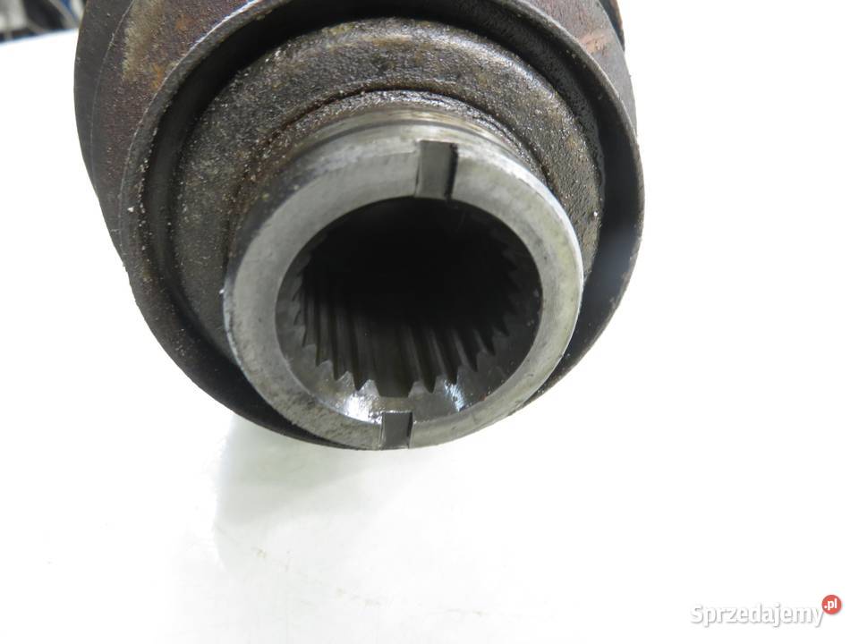 PÓŁOŚ PRAWA PRZEDNIA HYUNDAI TUCSON I 20 CRDi