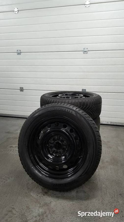 Komplet kół zimowych 205 55 R16 5x100 Yokohama Lubawa