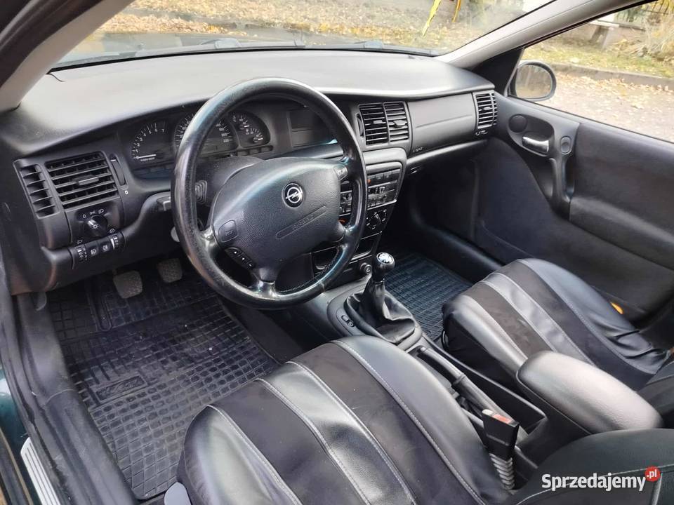 Vectra18 Przygotowana do zimy Poręba