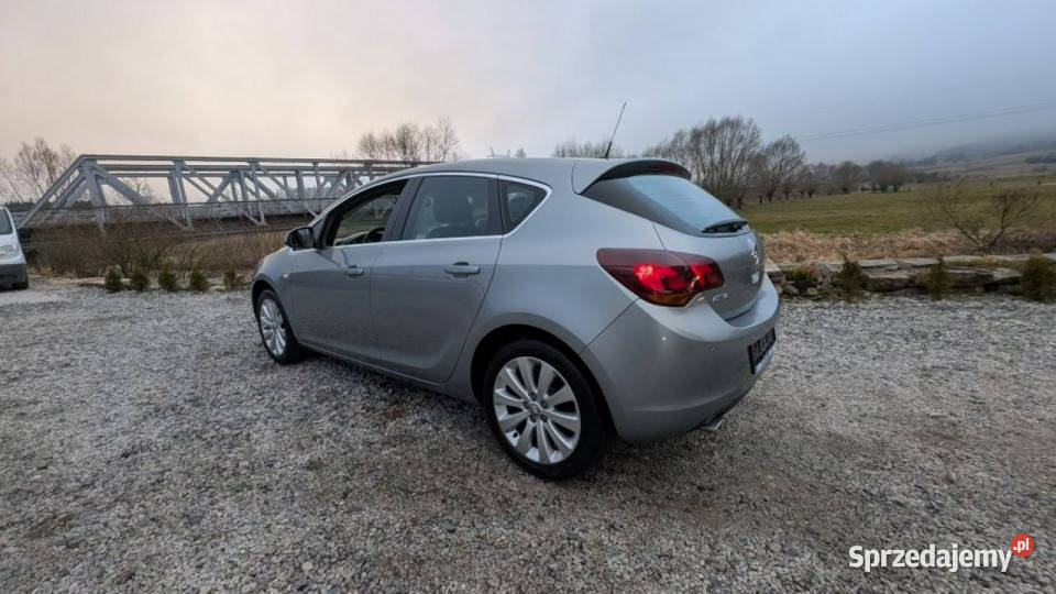 Opel Astra 14 benzyna 140 Cosmo J 20092019 ESP Kamienna Góra