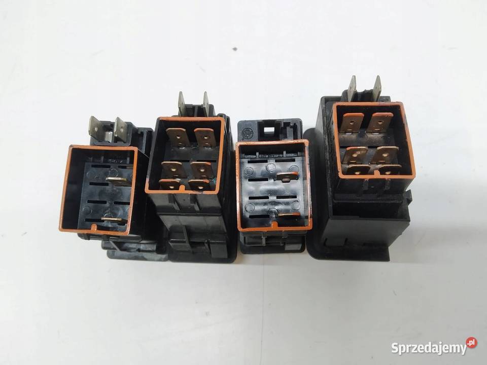 PRZEŁĄCZNIK 783202 Dennis Eagle Elite 2 20032014 Wyposażenie wnętrza sprzedam