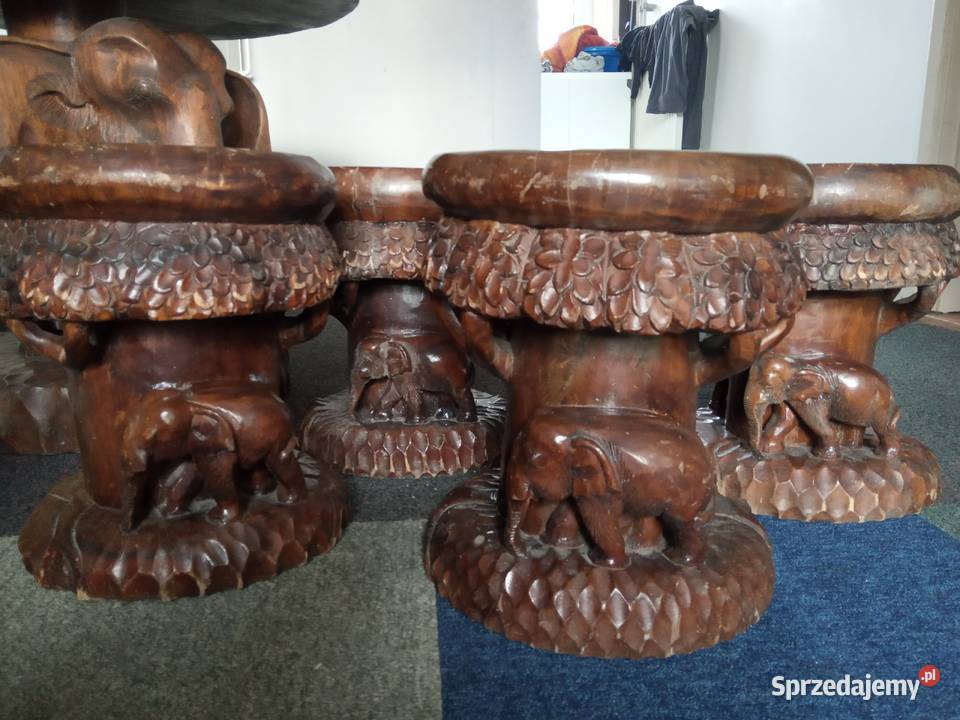 Sprzedam ręcznie rzeżbiony stół i cztery
