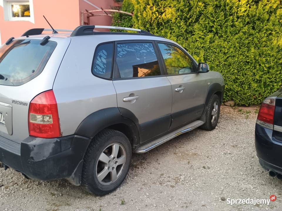 Tucson benzyna gaz 20 napęd na przód Piekoszów sprzedam
