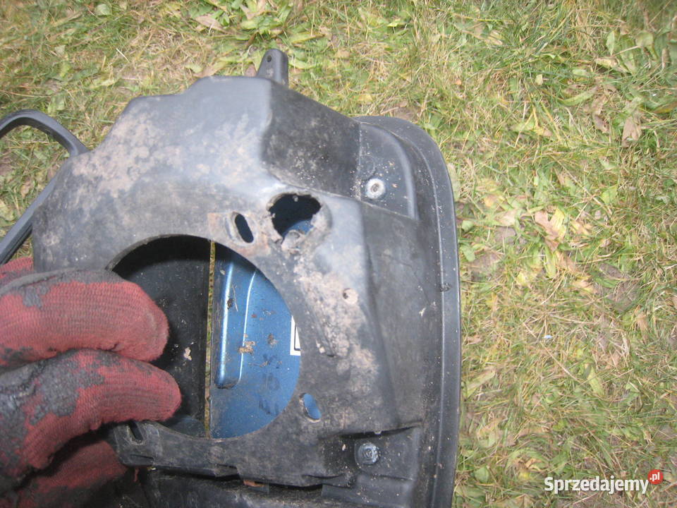 Klapka wlewu paliwa Peugeot 406 coupe Rok produkcji 1998