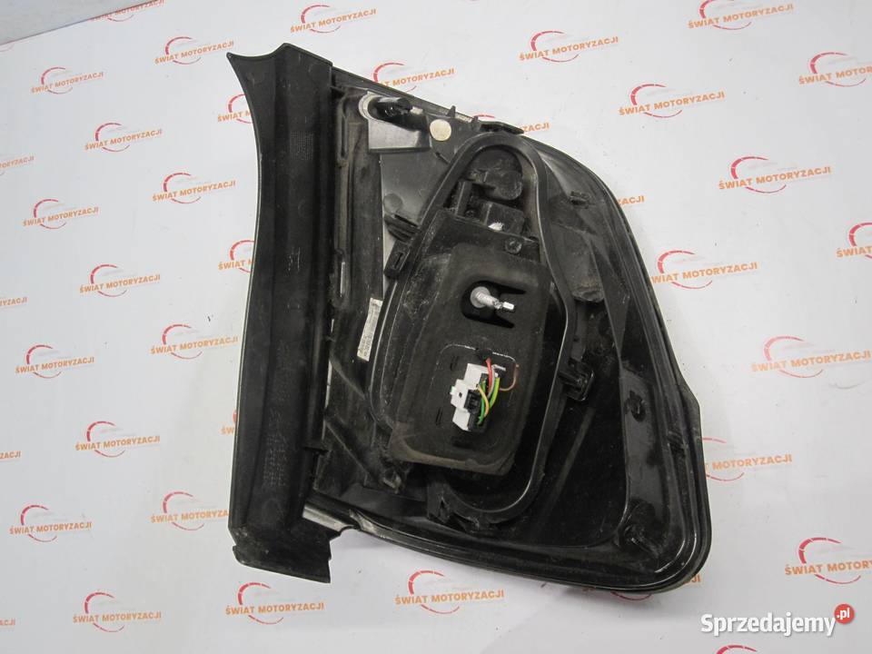 CITROEN C3 II 14 HDI 12r lampa prawa tył osobowe Kielce