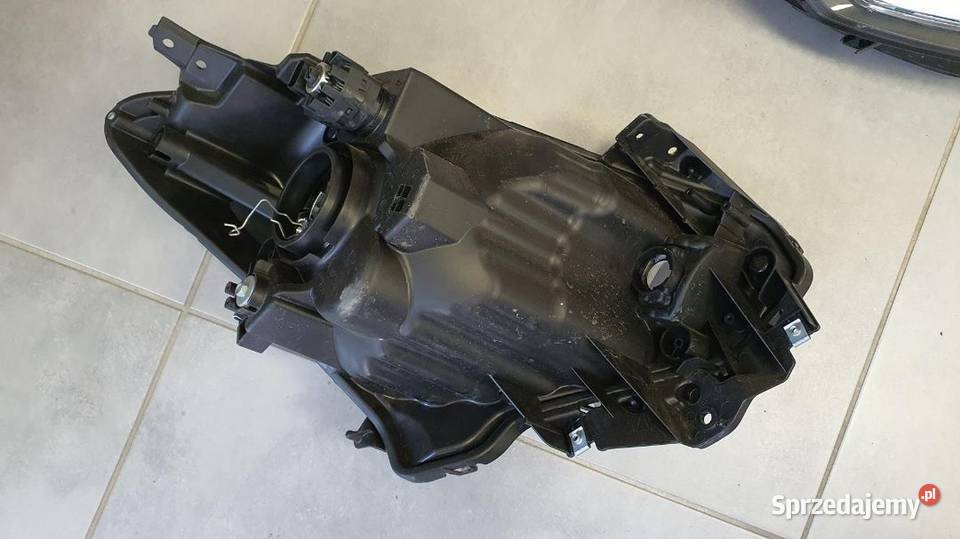 Suzuki swif 2018 reflektor lewy przód nowy model Motycz