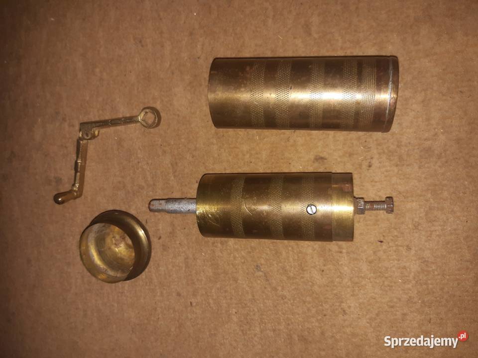 Stary ręczny młynek do kawy mosiężny Stary Sącz