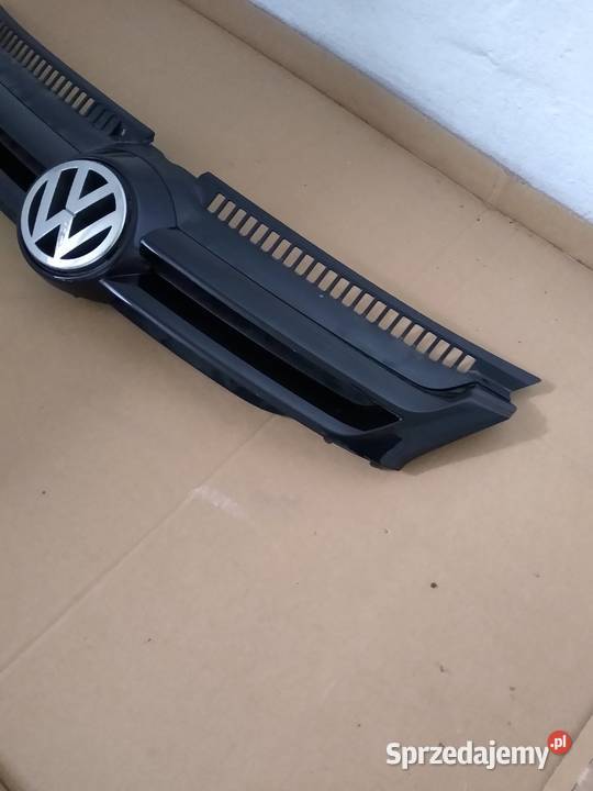 Grill atrapa VW Golf Plus LC9Z osobowe