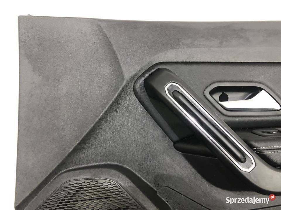 BOCZEK DRZWI PRAWY PRZÓD 809008061R DUSTER II osobowe