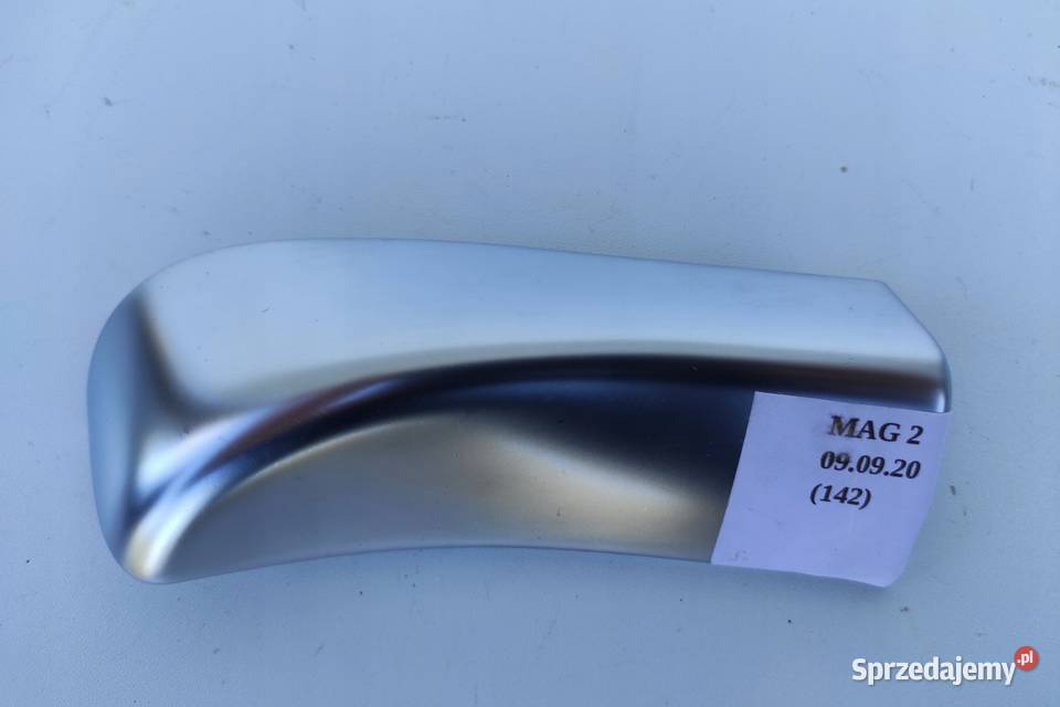 OSŁONA ZAŚLEPKA PRAWY LEWY TYŁ MERCEDES SLS W197 osobowe Wyposażenie wnętrza Nowy Tomyśl