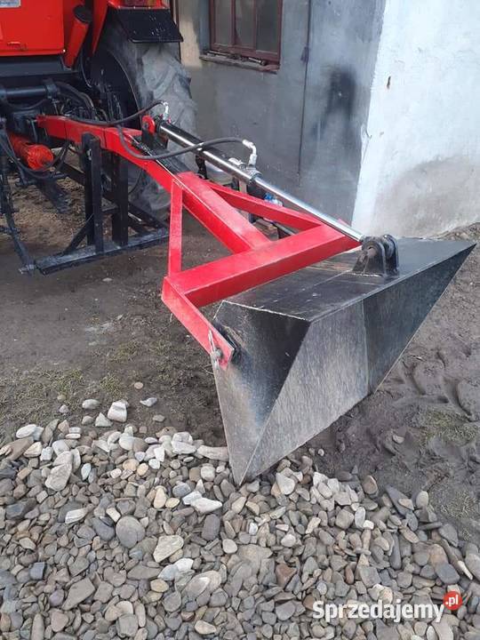 ładowacz na tył ciągnika Dynów