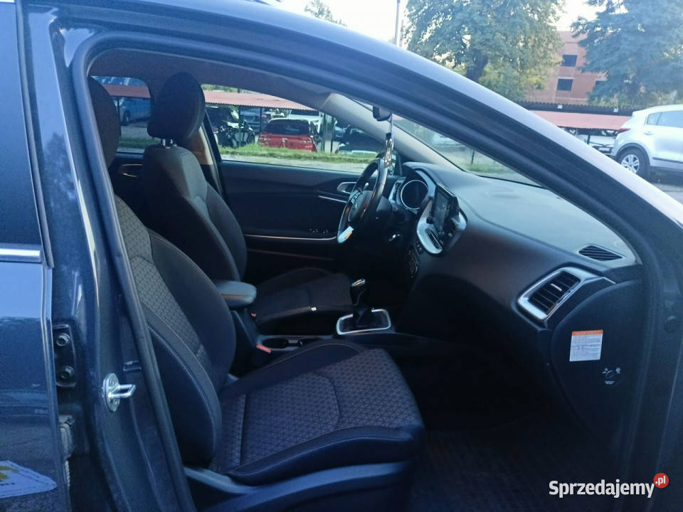 Kia Ceed Salon Polska gwarancja pierwszy Kombi Kia łódzkie Tomaszów Mazowiecki