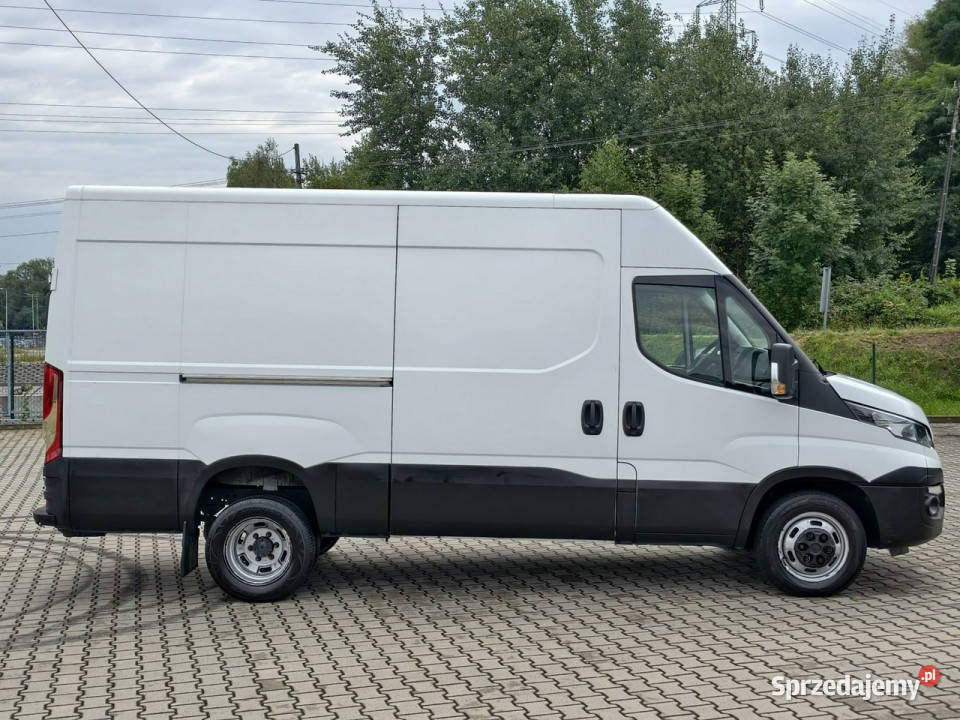 Iveco Daily 35C14 L3H2 BLIŹNIAK 35C14 140 Kęty