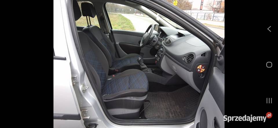 Clio 12 benz Lift Rok produkcji 2006 Gliwice sprzedam