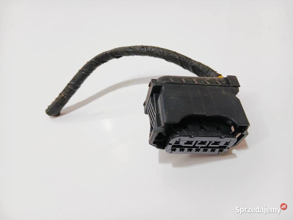 KOSTKA WTYCZKA LAMPY PRZÓD XENON LIFT BMW F10 Strzyżewice sprzedam