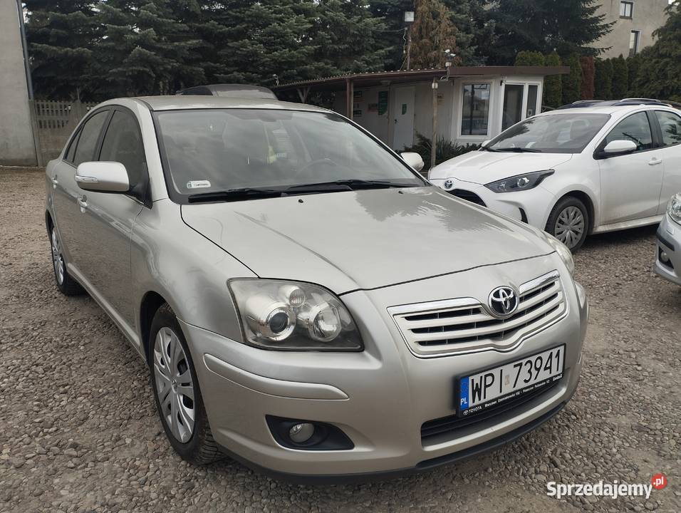 Toyota Avensis Navi Hak LIFT Długie opłaty