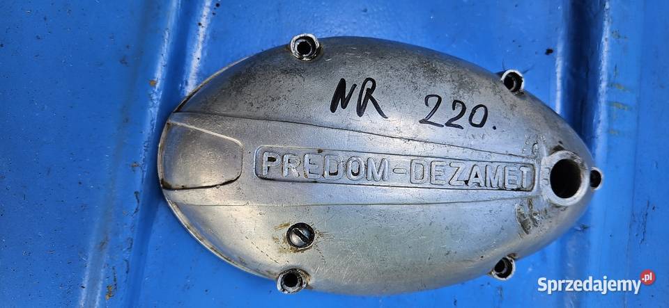 Szeroki rozstawKapaDekiel silnika Predom Dezamet