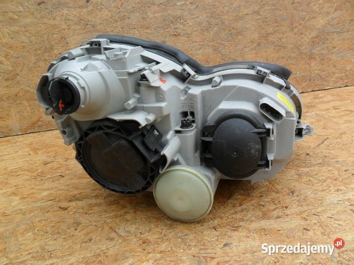 LAMPA LEWA PRZÓD MERCEDES CKLASA 203 0407 LIFT