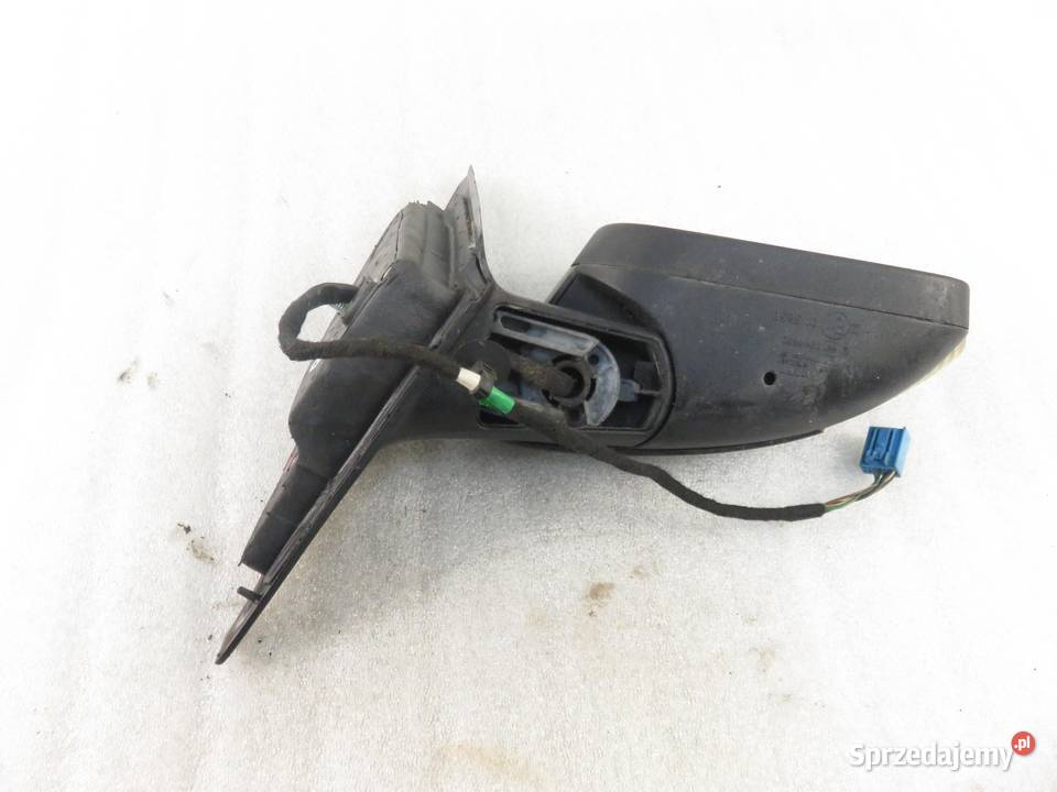 LUSTERKO PRAWE VOLVO V50 6PIN osobowe