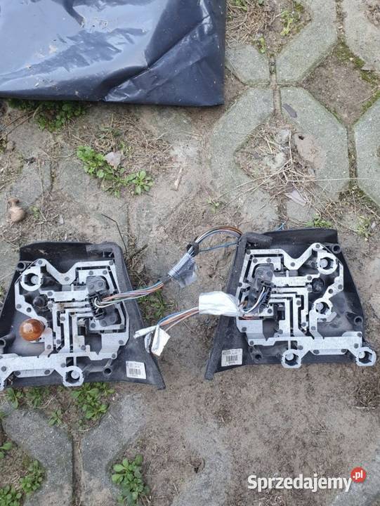 Wkładki tylnych lamp BMW E46 komplet Gostynin sprzedam