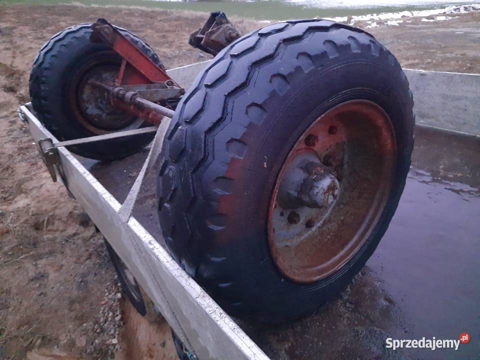 Okazja os rozrzutnika do przyczepy platformy nieuszkodzony Pozostałe Tuchów sprzedam