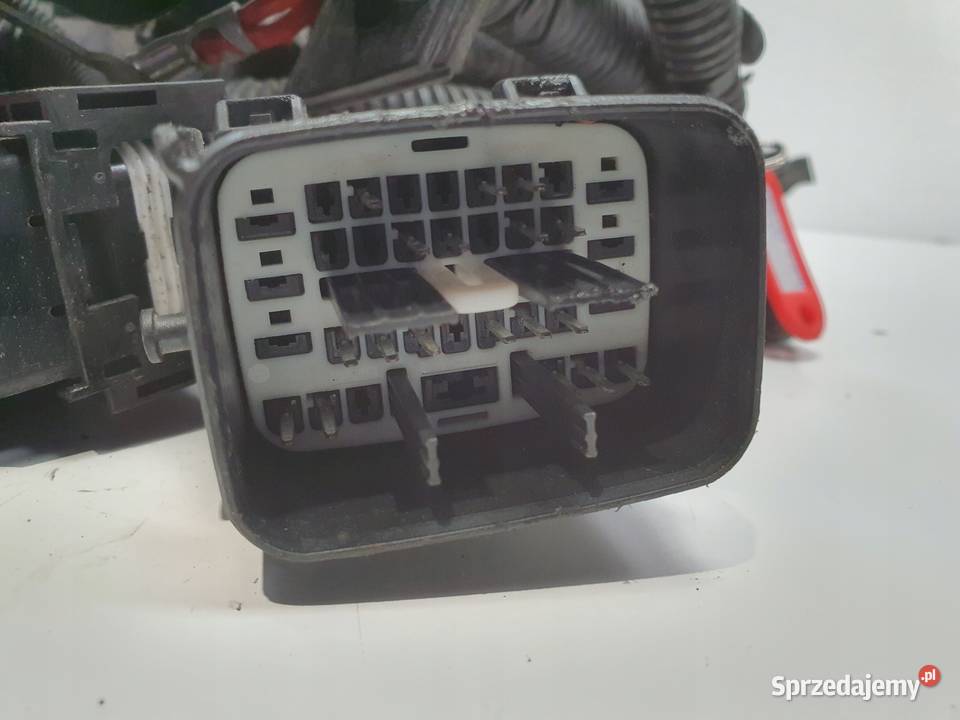 Volvo S60 II V60 16 T3 INSTALACJA SILNIKA wiązka Skrzynki bezpieczników Chełm